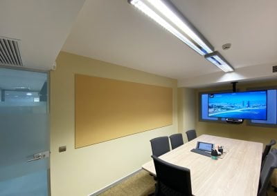 Paneles fonoabsorbentes para oficina a pared