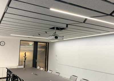 Intervento di progettazione acustica controsoffitto fonoassorbente